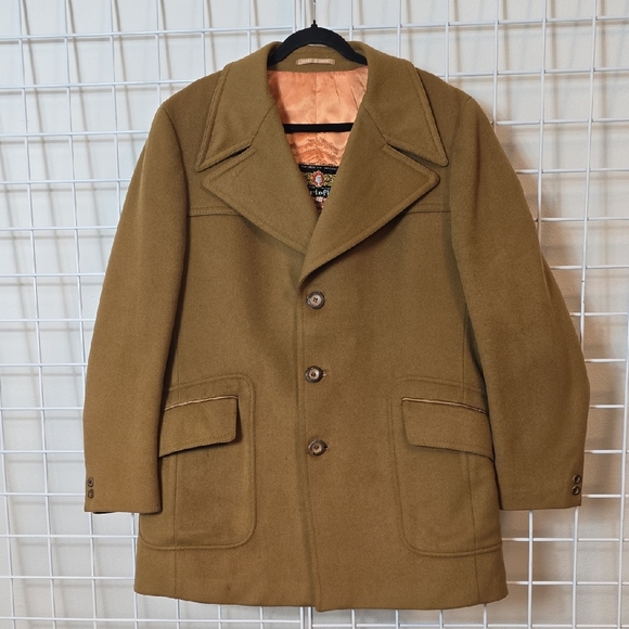 Cortefiel Other - Cortefiel Vintage 70's Men's Camel Coat Size 44